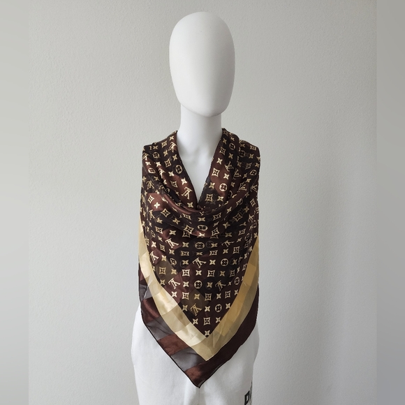 Auth Louis Vuitton Monogram Brown/Biege Silk Scarf - Picture 3 of 7